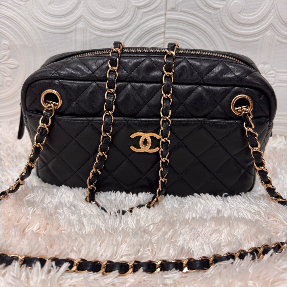 Chanel Black Quilted Chain Shoulder Bag